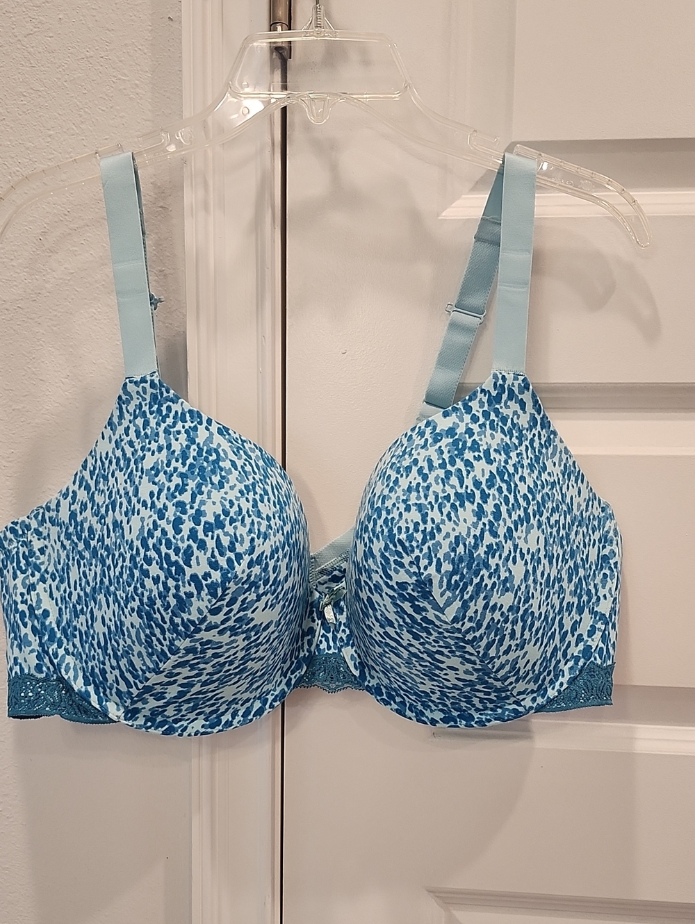 Ambrielle Light Blue and Royal Blue Printed Underwire 42 DD Bra with Lace Band
